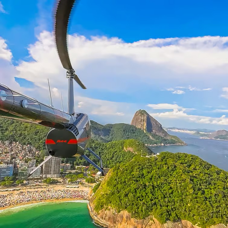 Voo de Helicóptero Panorâmico